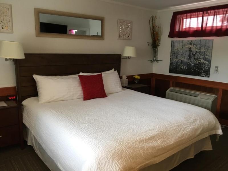 Atlantic Coast Inn เอลส์เวิร์ธ ภายนอก รูปภาพ