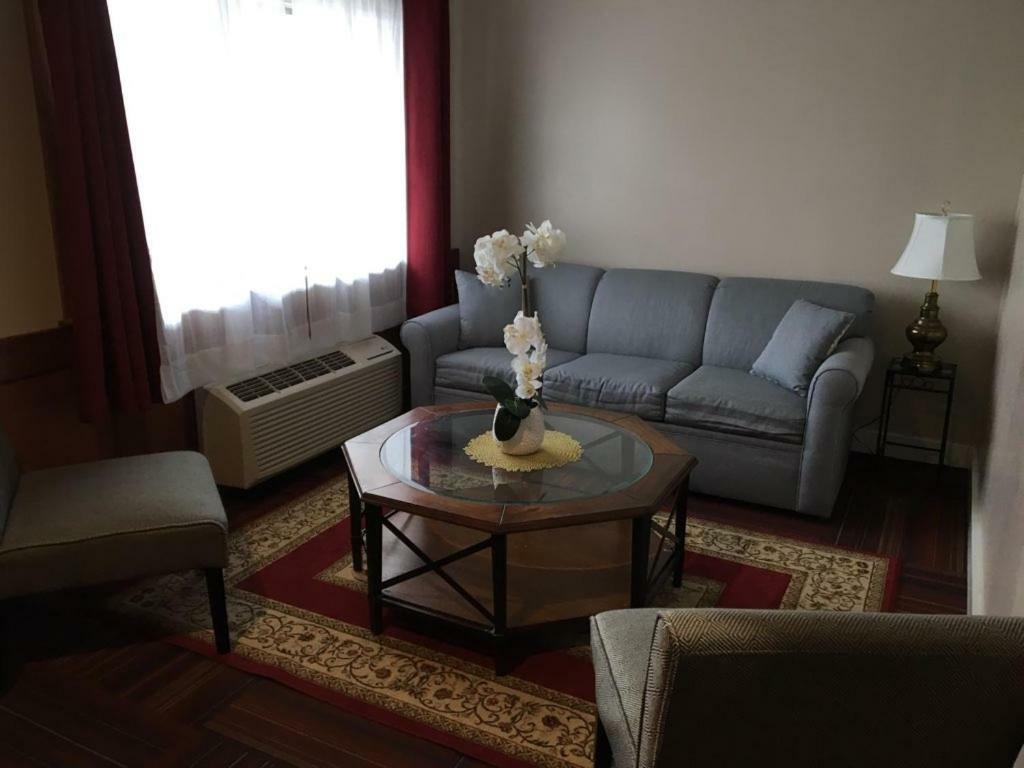 Atlantic Coast Inn เอลส์เวิร์ธ ภายนอก รูปภาพ
